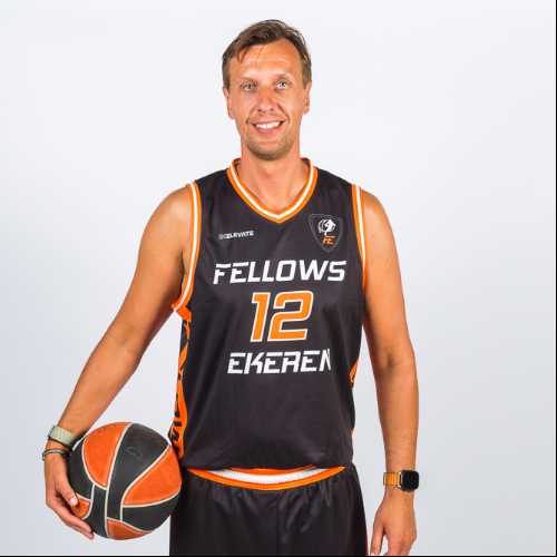 Kevin HOLT  